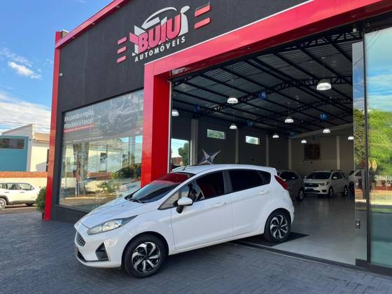 FORD FIESTA 1.6 TI-VCT FLEX SE MANUAL FORD FIESTA 1.6 TI-VCT FLEX SE MANUAL